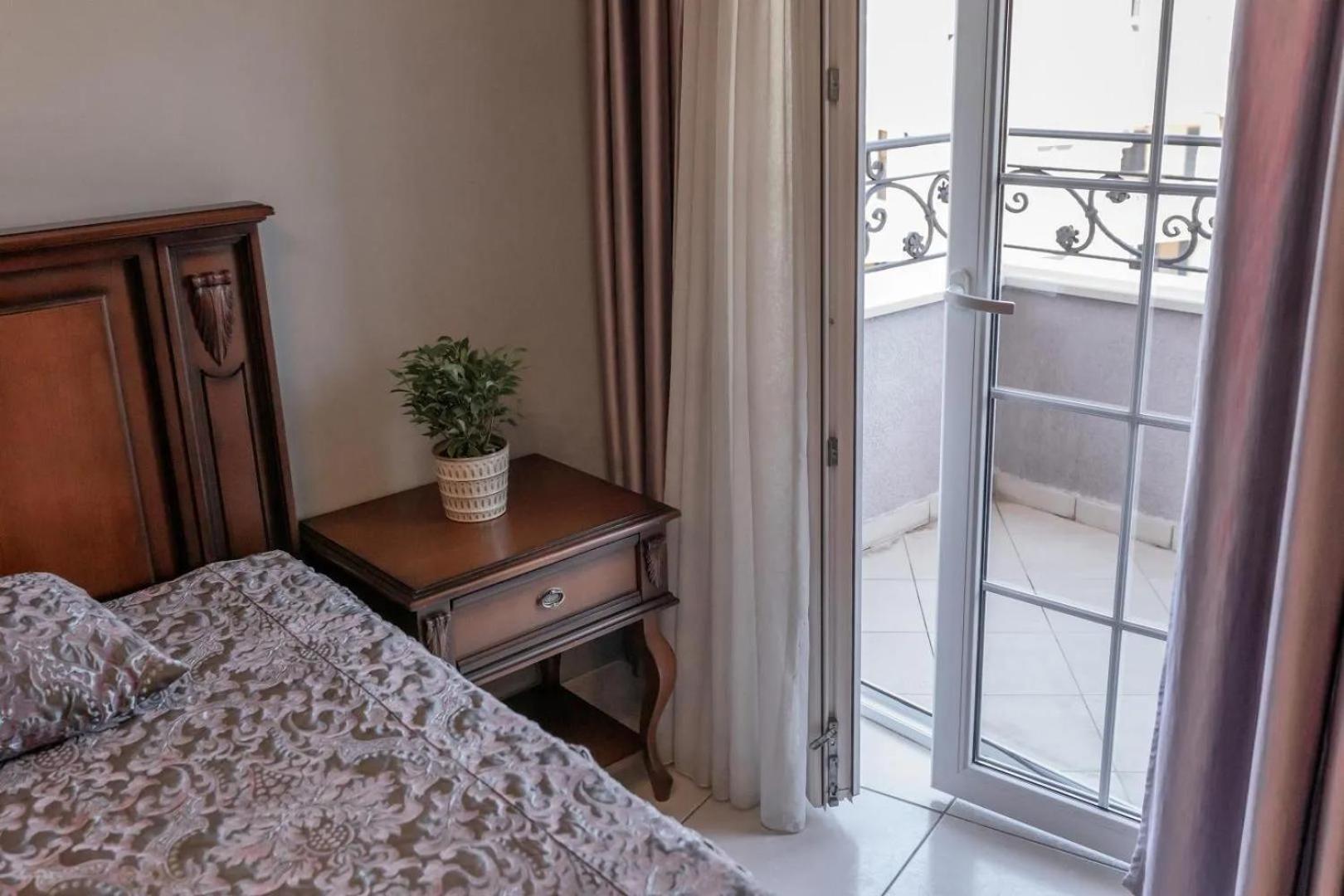 Favorite Apartment *