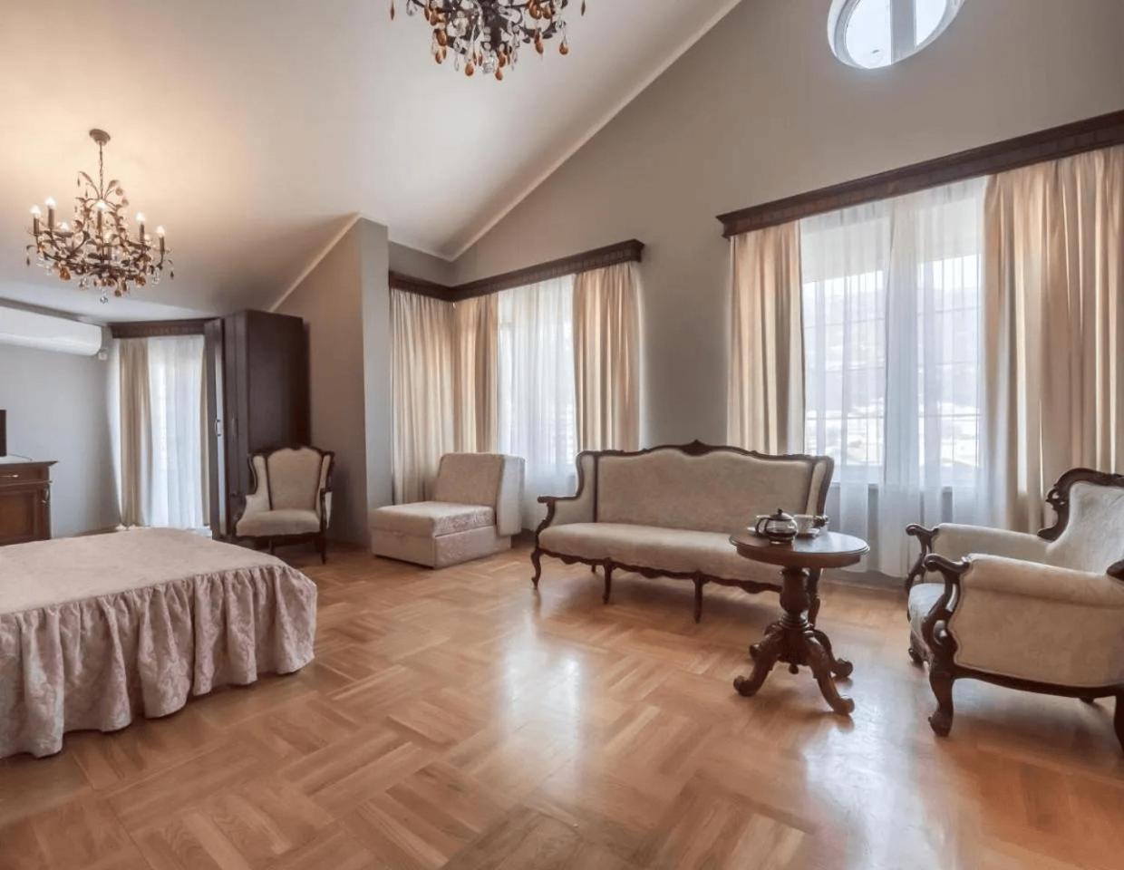 Favorite Apartment *